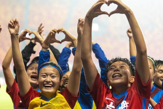 太阳险胜国王帮湖人稳住第8 国王跌至西部第九